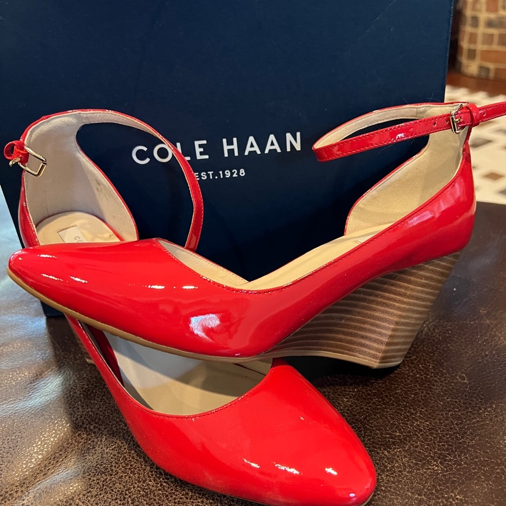Cole Haan   Style Lacy Red Patten leather 7.5 B